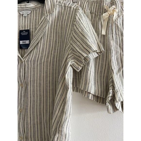 Lucky Brand Linen Blouse And Shorts 2 Piece Outfit NWT Size Small - Picture 2 of 12